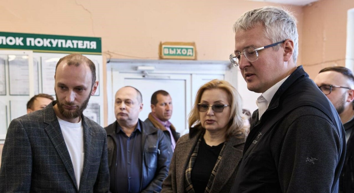 Владимир Солодов и представители Народного фронта проверили наличие лекарств в Усть-Большерецком округе