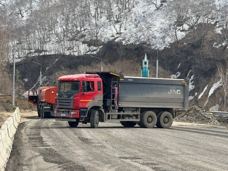 Глава Камчатки поручил обеспечить безопасность проезда на улице Высотной